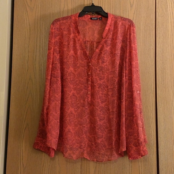 a.n.a Tops - Gently used top